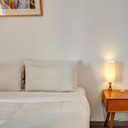 The Lilium Apartment By Hello Homes Sitges Eksteriør bilde