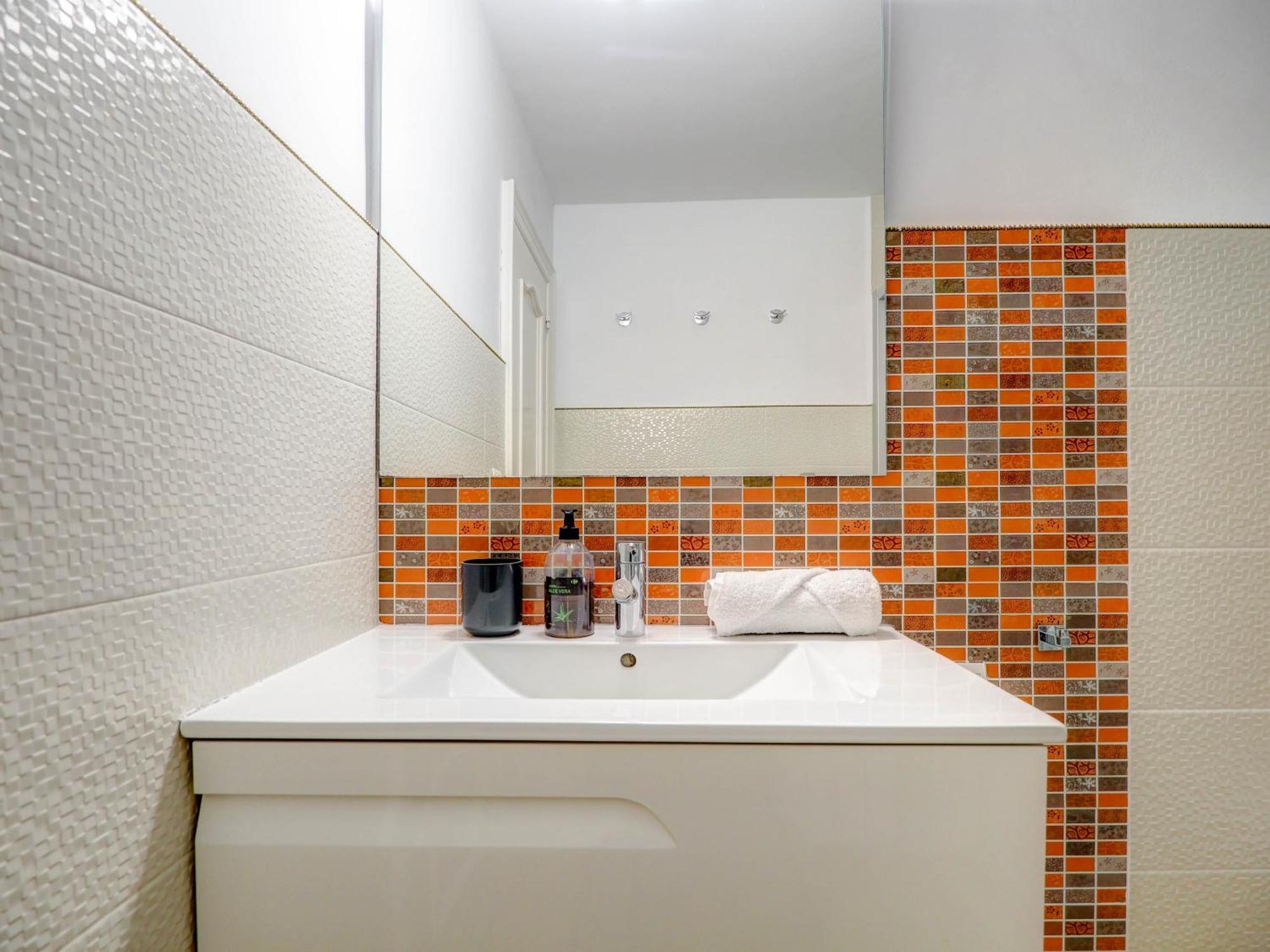 The Lilium Apartment By Hello Homes Sitges Eksteriør bilde